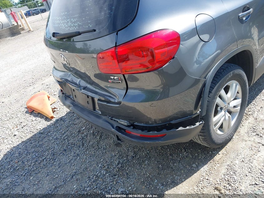 2016 Volkswagen Tiguan VIN WVGBV7AX2GW508651 IAAI salvage auction — REAR END, Salvage (Ohio), sold $25 on 2026-07-28 (photo 6)