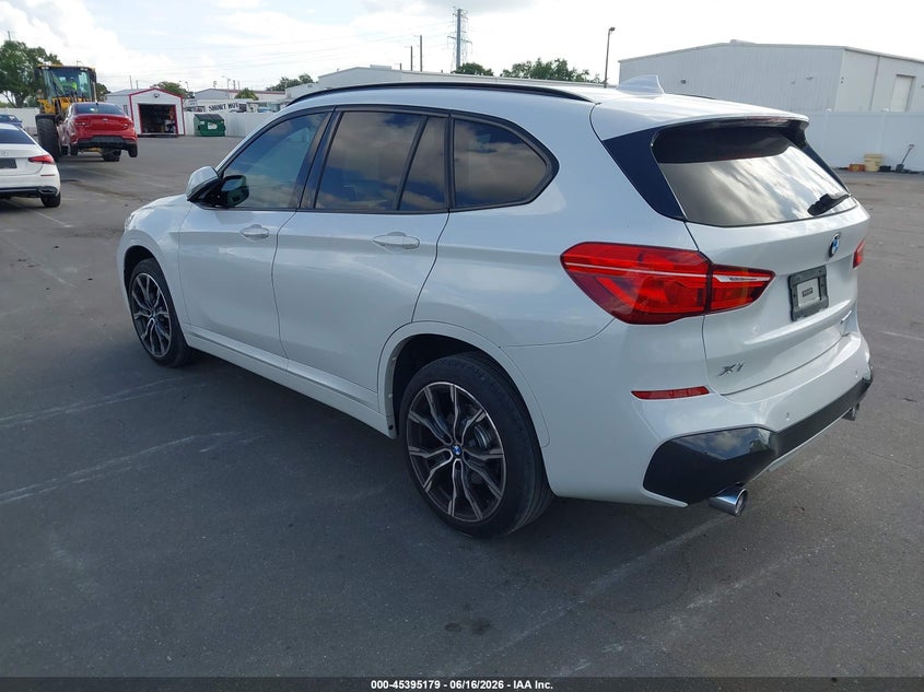 2021 BMW X1 VIN WBXJG7C07M5T84682 IAAI salvage auction — SIDE, Wait Title, sold $10,100 on 2026-08-21 (photo 3)