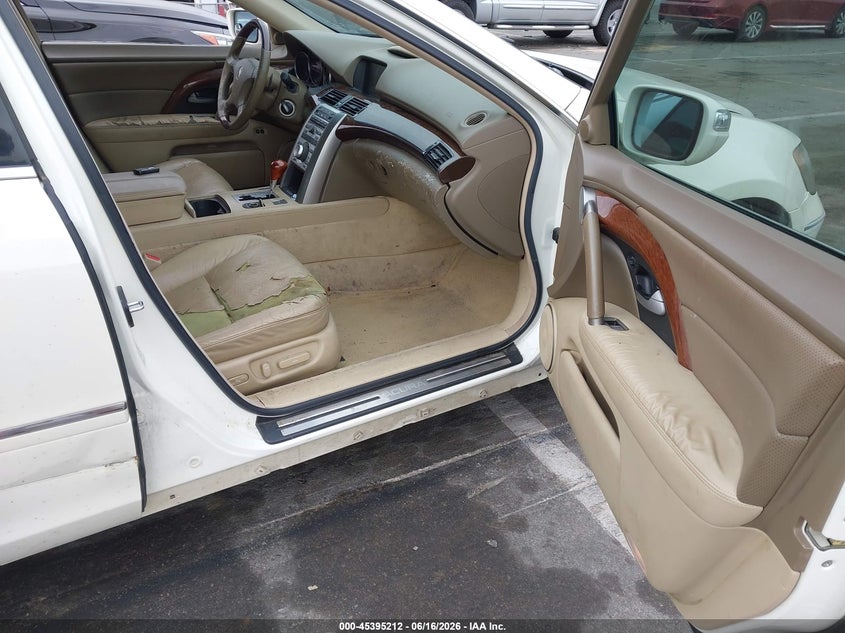 2008 Acura Rl VIN JH4KB16638C001950 IAAI salvage auction — REAR END, Salvage (North Carolina), sold $425 on 2026-07-30 (photo 5)