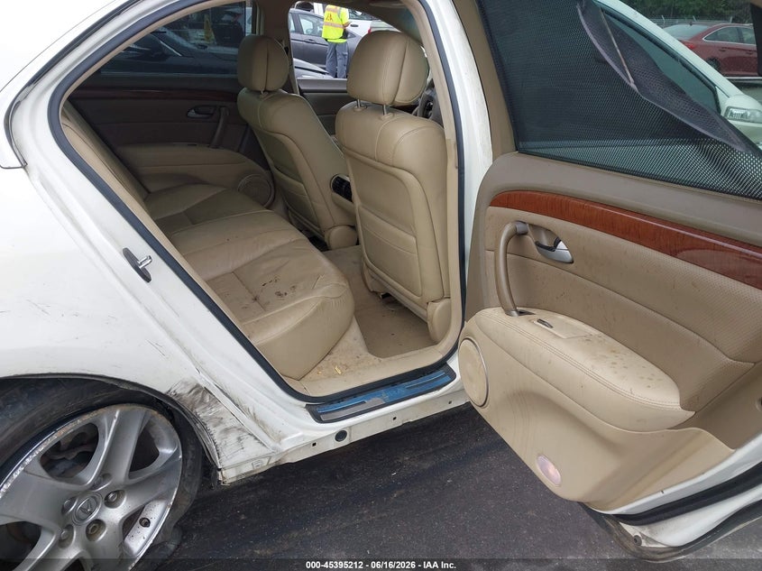 2008 Acura Rl VIN JH4KB16638C001950 IAAI salvage auction — REAR END, Salvage (North Carolina), sold $425 on 2026-07-30 (photo 8)