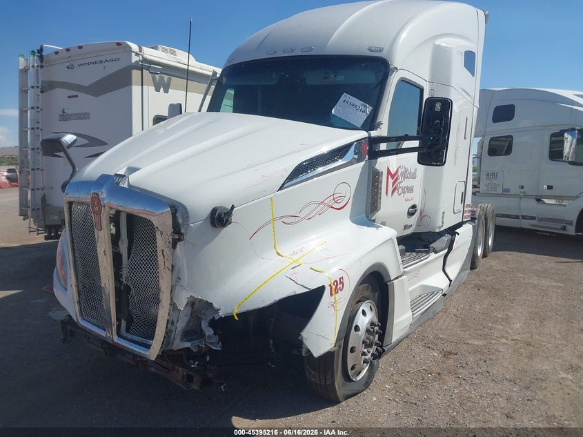 2024 Kenworth T680 VIN 1XKYDP9X7RJ312800 IAAI salvage auction — UNKNOWN, Clear (Kansas), sold $20,500 on 2026-08-19 (photo 2)