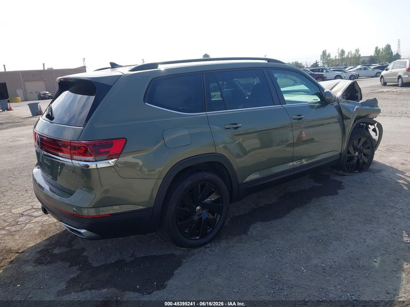 2026 Volkswagen Atlas VIN 1V2KN2CA5TC574699 IAAI salvage auction — RIGHT FRONT, Salvage Title, sold $10,000 on 2026-07-29 (photo 4)