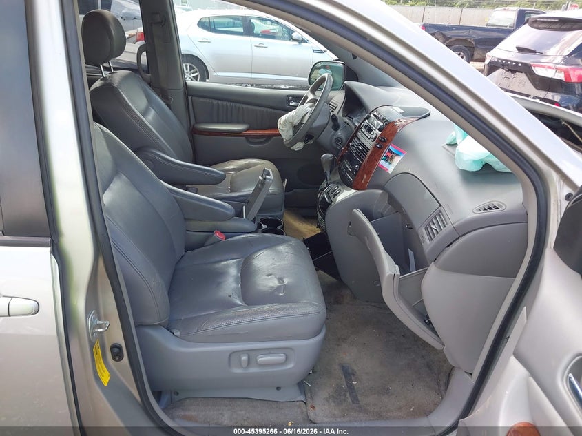 2005 Toyota Sienna VIN 5TDZA22C95S270274 IAAI salvage auction — FRONT END, Salvage (Ohio), sold $625 on 2026-07-09 (photo 5)