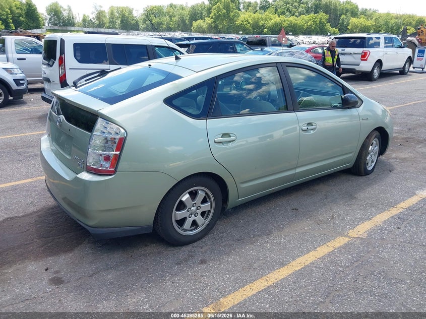 2008 Toyota Prius VIN JTDKB20U687733738 IAAI salvage auction — NORMAL WEAR, Previous Salvage (Michigan), sold $425 on 2026-07-13 (photo 4)