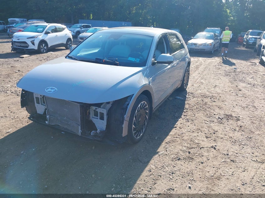 2022 Hyundai Ioniq 5 VIN KM8KRDAF5NU100681 IAAI salvage auction — FRONT & REAR, Mv-907A (New York), sold $9,375 on 2026-07-09 (photo 2)