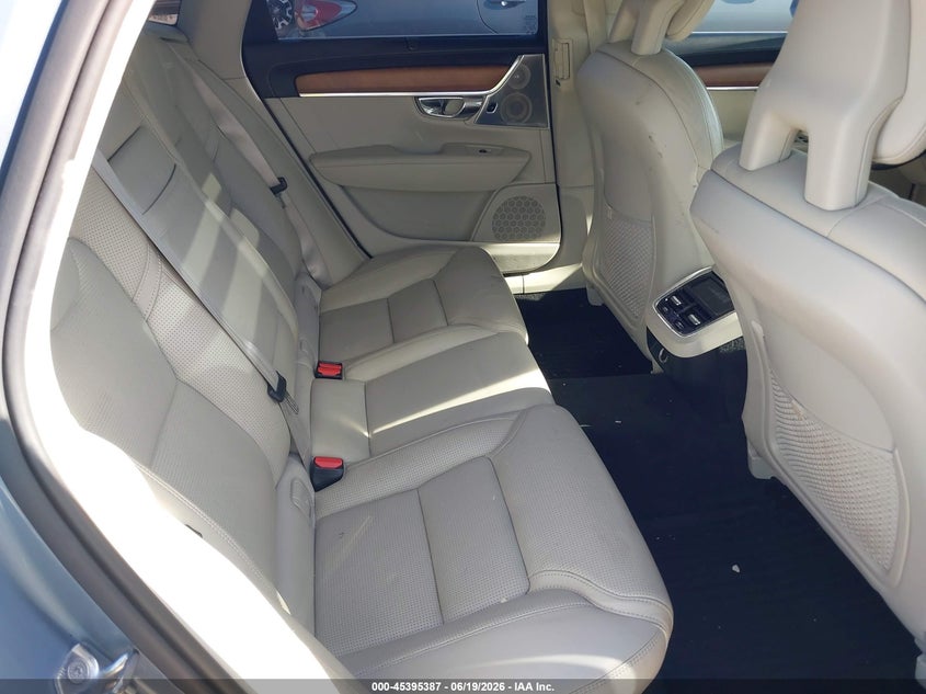 2017 Volvo S90 VIN YV1A22ML6H1001510 IAAI salvage auction — FRONT END, Salvage Title, sold $25 on 2026-07-29 (photo 8)