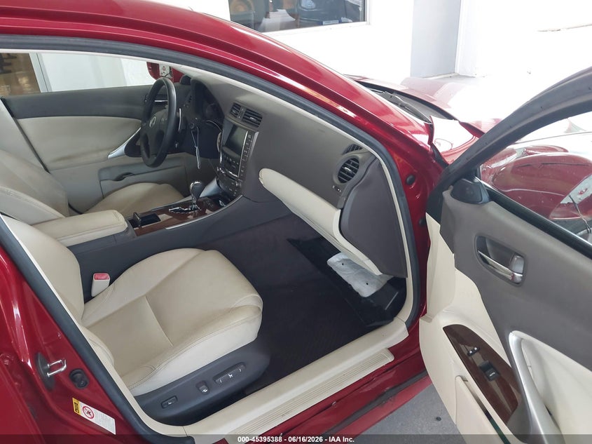 2010 Lexus Is 250 VIN JTHBF5C29A5112574 IAAI salvage auction — FRONT END, Rebuildable (Florida), sold $975 on 2026-07-15 (photo 5)