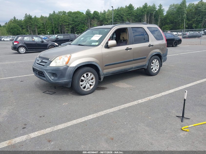 2005 Honda Cr-v VIN JHLRD78845C010005 IAAI salvage auction — NORMAL WEAR, Clear (New York), sold $425 on 2026-07-09 (photo 2)