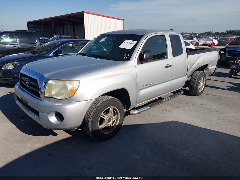 2008 Toyota Tacoma VIN 5TETX22N68Z592044 IAAI salvage auction — LEFT REAR, Salvage (Illinois), sold $2,150 on 2026-07-21 (photo 2)