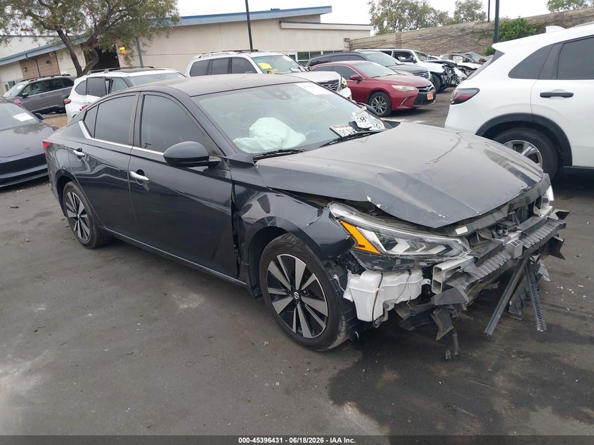 2021 Nissan Altima VIN 1N4BL4DV6MN410460 IAAI salvage auction — FRONT END, Salvage Title, sold $2,350 on 2026-07-10 (photo 1)