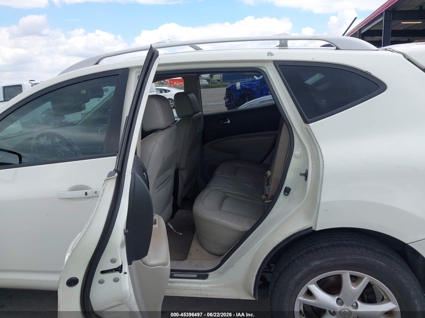 2009 Nissan Rogue VIN JN8AS58T09W324283 IAAI salvage auction — SIDE, Certificate Of Title (Nebraska), sold $25 on 2026-07-30 (photo 8)