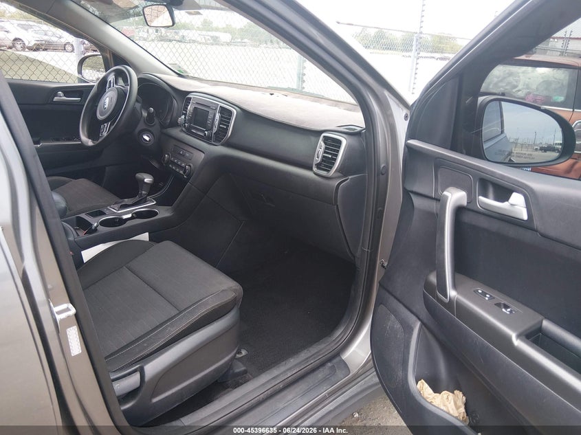 2018 Kia Sportage VIN KNDPM3AC7J7444983 IAAI salvage auction — SIDE, Salvage (Louisiana), sold $2,400 on 2026-07-29 (photo 5)