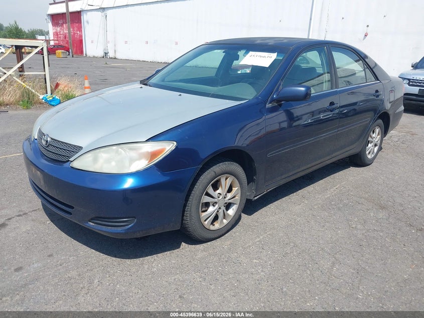 2004 Toyota Camry VIN 4T1BF30K84U064551 IAAI salvage auction — NORMAL WEAR, Clear-Dealer Only (Oregon), sold $275 on 2026-07-09 (photo 2)