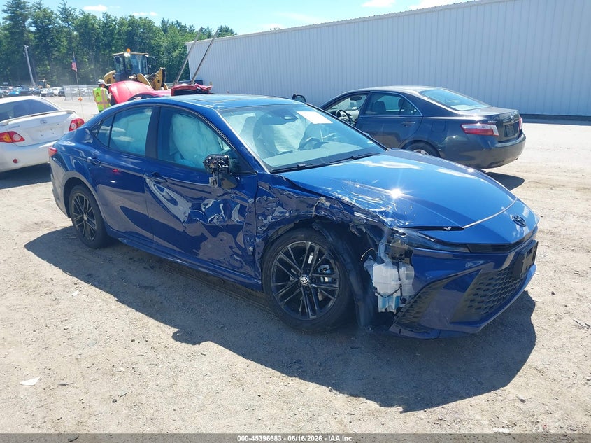2026 Toyota Camry VIN 4T1DBADK2TU038190 — IAAI salvage auction photo