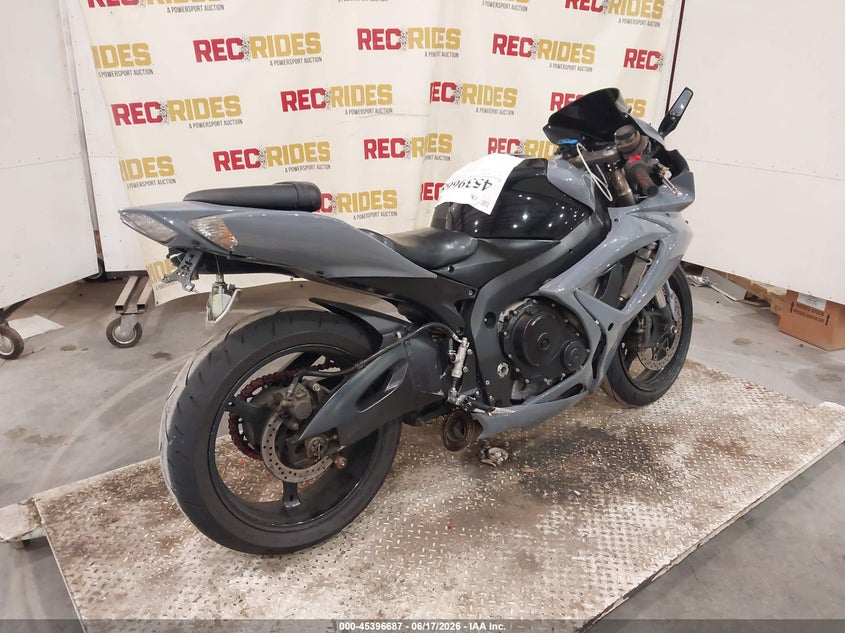 2007 Suzuki Gsx-r600 VIN JS1GN7DA972107682 IAAI salvage auction — LEFT SIDE, Salvage (Georgia), sold $1,350 on 2026-07-14 (photo 4)