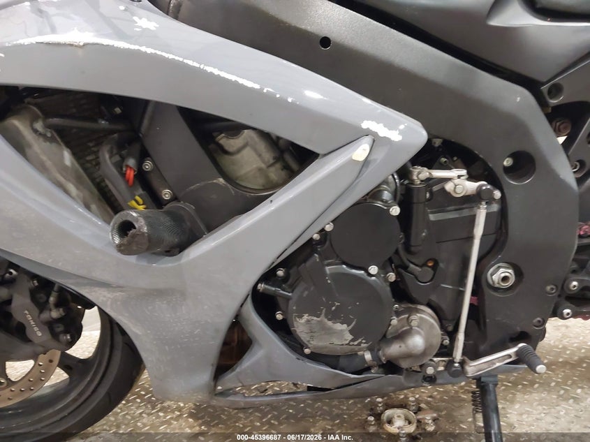 2007 Suzuki Gsx-r600 VIN JS1GN7DA972107682 IAAI salvage auction — LEFT SIDE, Salvage (Georgia), sold $1,350 on 2026-07-14 (photo 9)