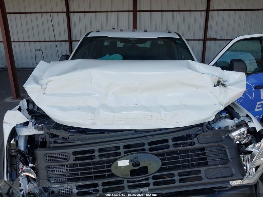 2025 Ford F450 VIN 1FT8W4DT6SED12214 IAAI salvage auction — FRONT & REAR, Rebuildable (Florida), sold $15,100 on 2026-07-22 (photo 9)