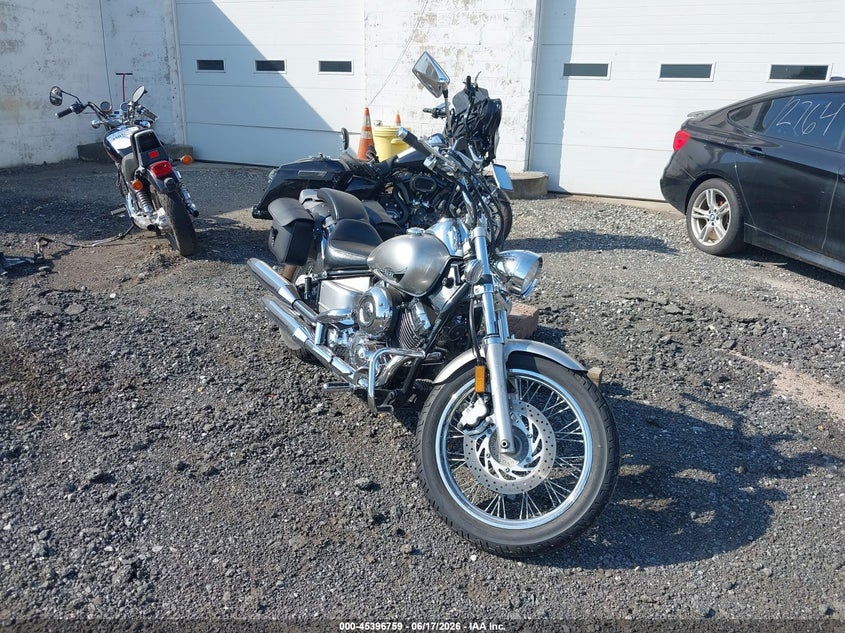 2014 Yamaha Xv VIN JYAVM01E6EA139986 IAAI salvage auction — REAR END, Salvage Title, sold $700 on 2026-07-29 (photo 1)