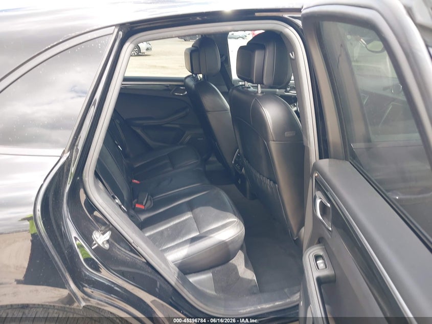 2017 Porsche Macan VIN WP1AA2A56HLB82030 IAAI salvage auction — Burn Interior, Salvage Title, sold $6,400 on 2026-08-27 (photo 8)