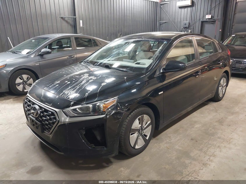 2020 Hyundai Ioniq hybrid VIN KMHC65LC9LU220115 IAAI salvage auction — FRONT & REAR, Sf97 (New York), sold $9,075 on 2026-07-23 (photo 2)