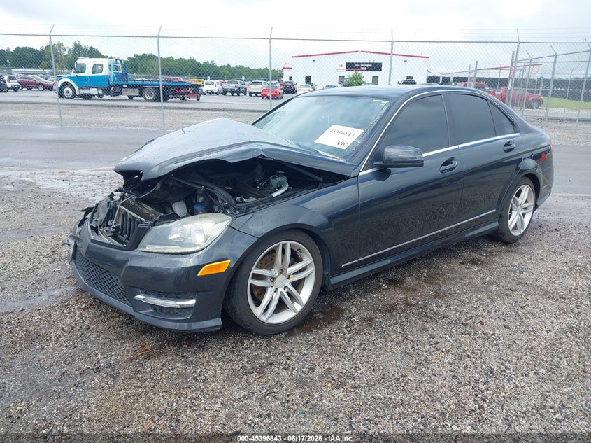 2012 Mercedes-benz C-klasse VIN WDDGF8BB0CA697197 IAAI salvage auction — FRONT END, Salvage Title, sold $350 on 2026-08-02 (photo 2)