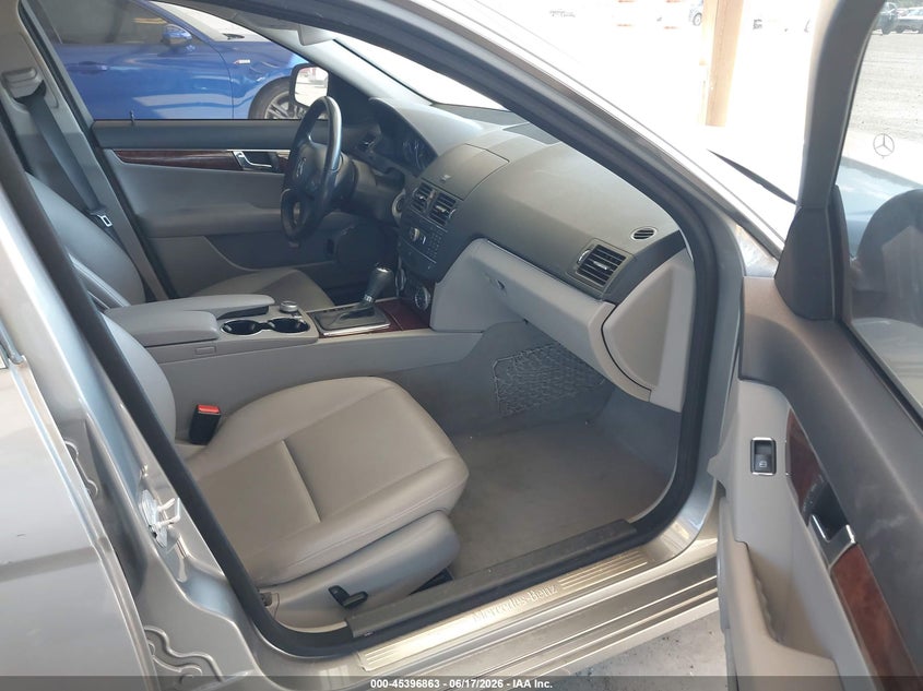 2008 Mercedes-benz C class VIN WDDGF81X28F094596 IAAI salvage auction — LEFT SIDE, Bill Of Sale (Washington), sold $575 on 2026-07-15 (photo 5)