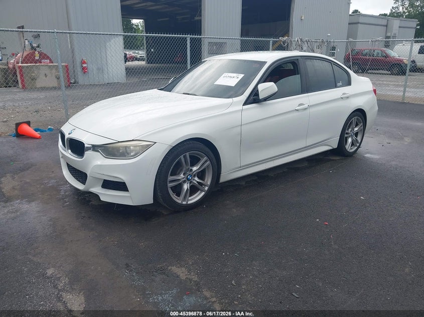 2013 BMW 3 series VIN WBA3A5C56DF604215 IAAI salvage auction — NORMAL WEAR, Repossession Paperwork (Georgia), sold $900 on 2026-07-22 (photo 2)
