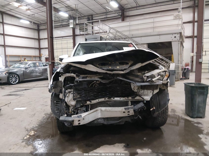 2016 Toyota 4runner VIN JTEBU5JR9G5379967 IAAI salvage auction — FRONT END, Salvage Title, sold $7,525 on 2026-07-31 (photo 6)