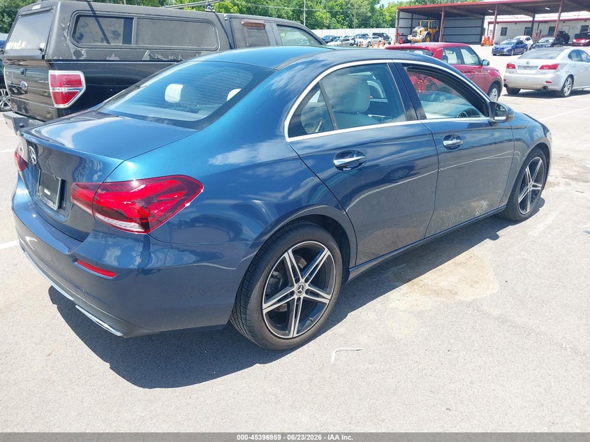 2022 Mercedes-benz A-klasse VIN W1K3G4EB7NJ366314 IAAI salvage auction — TRANSMISSION, Salvage (Mississippi), sold $8,700 on 2026-07-28 (photo 4)
