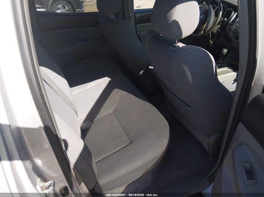 2005 Toyota Tacoma VIN 5TEKU72N65Z137661 IAAI salvage auction — LEFT REAR, Salvage (New Mexico), sold $4,500 on 2026-07-20 (photo 8)
