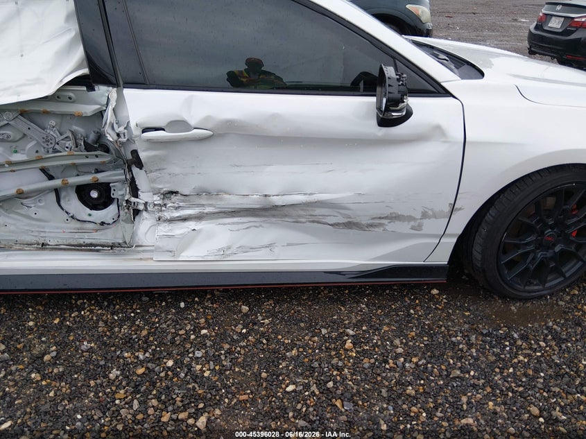 2021 Toyota Avalon VIN 4T1FZ1FB1MU064041 IAAI salvage auction — SIDE, Salvage Title, sold $11,600 on 2026-08-15 (photo 5)