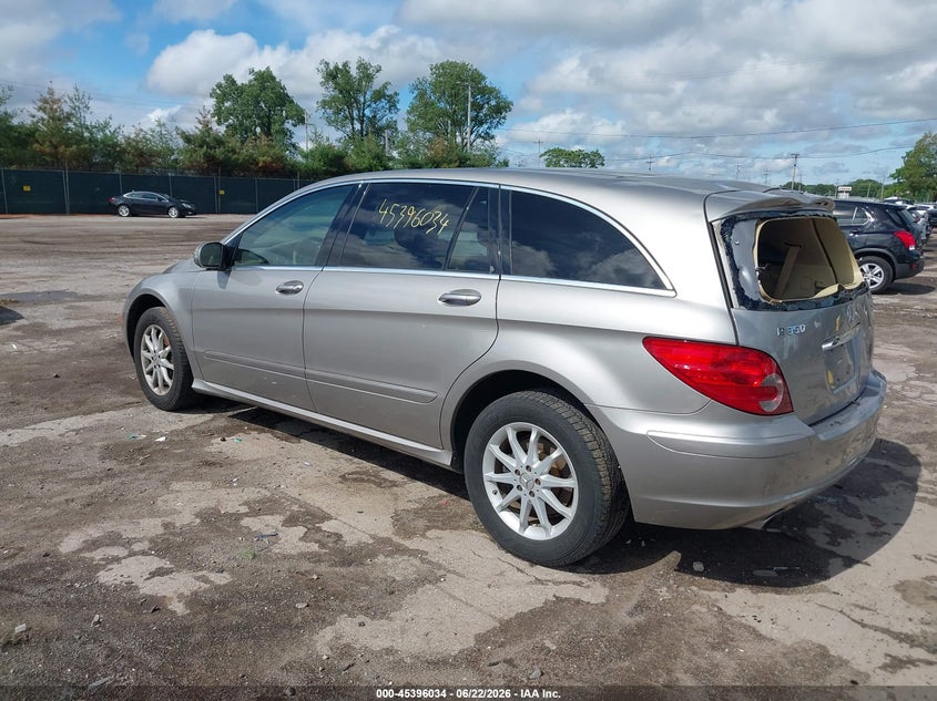 2007 Mercedes-benz R-class VIN 4JGCB65E97A053696 IAAI salvage auction — REAR END, Clear (Indiana), sold $1,000 on 2026-08-01 (photo 3)