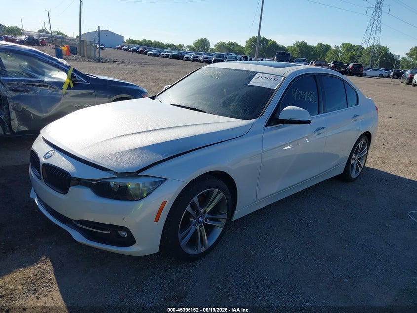 2017 BMW 3er VIN WBA8B9G33HNU54871 IAAI salvage auction — EXTERIOR BURN, Salvage (Indiana), sold $4,500 on 2026-07-29 (photo 2)