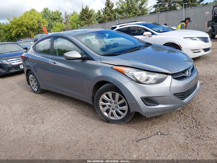 2013 Hyundai Elantra VIN KMHDH4AE8DU542355 IAAI salvage auction — NORMAL WEAR, Clear (Minnesota), sold $300 on 2026-07-29 (photo 1)