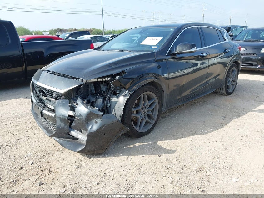2017 Infiniti Qx30 VIN SJKCH5CP1HA032101 IAAI salvage auction — LEFT FRONT, Salvage Title, sold $3,100 on 2026-08-24 (photo 2)