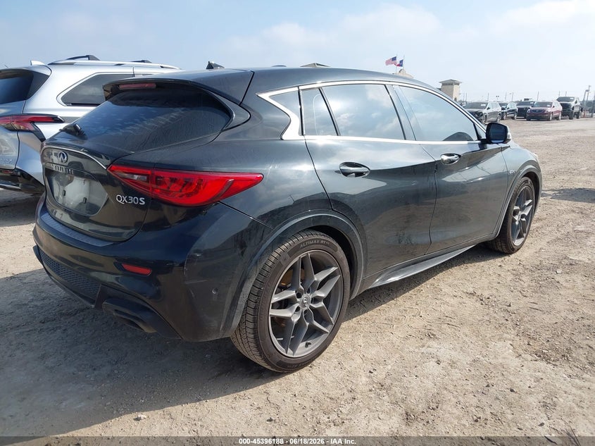2017 Infiniti Qx30 VIN SJKCH5CP1HA032101 IAAI salvage auction — LEFT FRONT, Salvage Title, sold $3,100 on 2026-08-24 (photo 4)