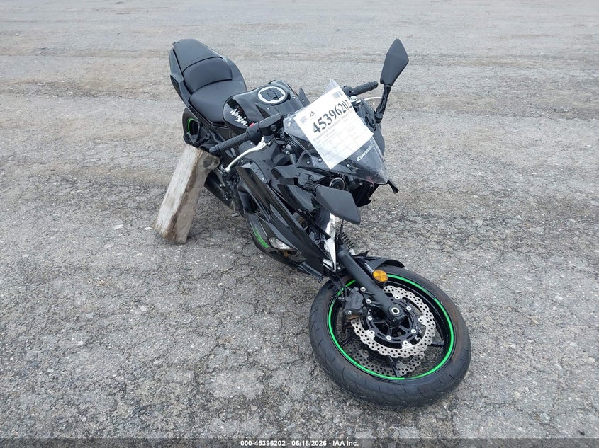 2019 Kawasaki Ninja VIN JKAEXEK17KDA30903 IAAI salvage auction — FRONT END, Salvage (Massachusetts), sold $450 on 2026-07-15 (photo 1)