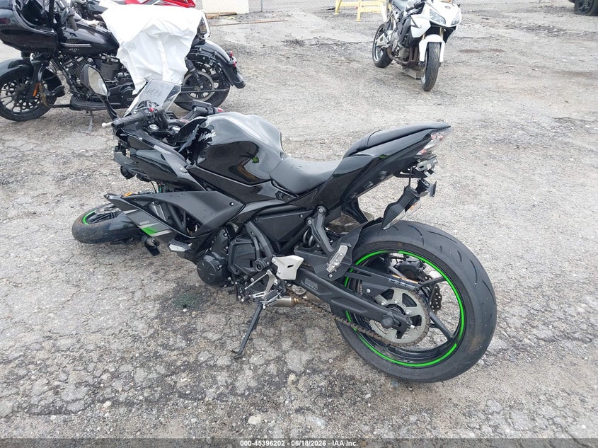 2019 Kawasaki Ninja VIN JKAEXEK17KDA30903 IAAI salvage auction — FRONT END, Salvage (Massachusetts), sold $450 on 2026-07-15 (photo 3)