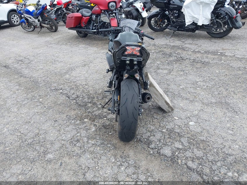 2019 Kawasaki Ninja VIN JKAEXEK17KDA30903 IAAI salvage auction — FRONT END, Salvage (Massachusetts), sold $450 on 2026-07-15 (photo 6)