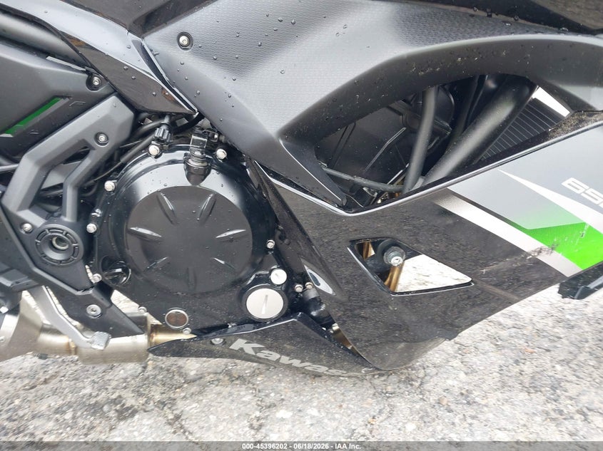 2019 Kawasaki Ninja VIN JKAEXEK17KDA30903 IAAI salvage auction — FRONT END, Salvage (Massachusetts), sold $450 on 2026-07-15 (photo 8)