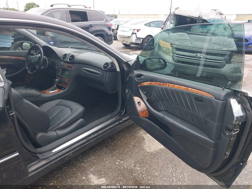 2009 Mercedes-benz Clk-class VIN WDBTJ56H39F263841 IAAI salvage auction — FRONT END, Salvage (Texas), sold $875 on 2026-07-15 (photo 5)