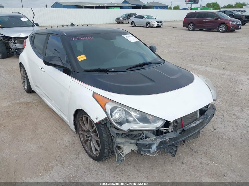 2016 Hyundai Veloster VIN KMHTC6AD4GU292615 IAAI salvage auction — NORMAL WEAR, Original (Texas), sold $475 on 2026-07-15 (photo 1)
