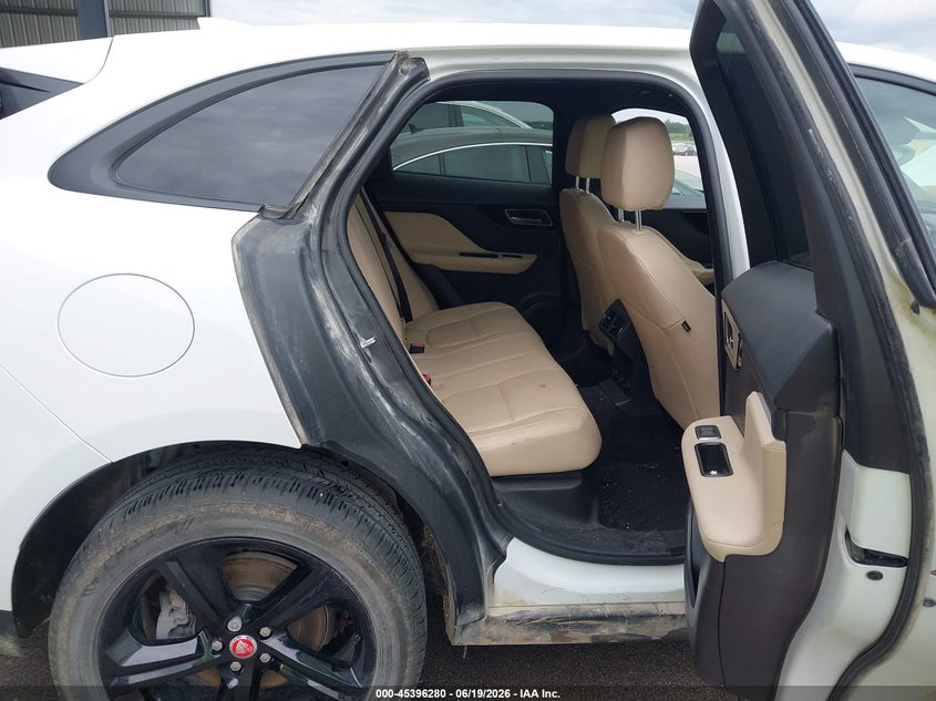 2018 Jaguar F-pace VIN SADCJ2FX0JA270985 IAAI salvage auction — REAR END, Certificate Of Title (Nebraska), sold $4,500 on 2026-07-30 (photo 8)