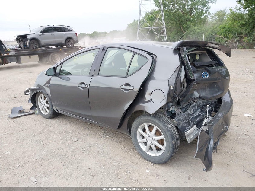 2014 Toyota Prius c VIN JTDKDTB31E1076107 IAAI salvage auction — FRONT & REAR, Clear (Indiana), sold $400 on 2026-07-29 (photo 3)