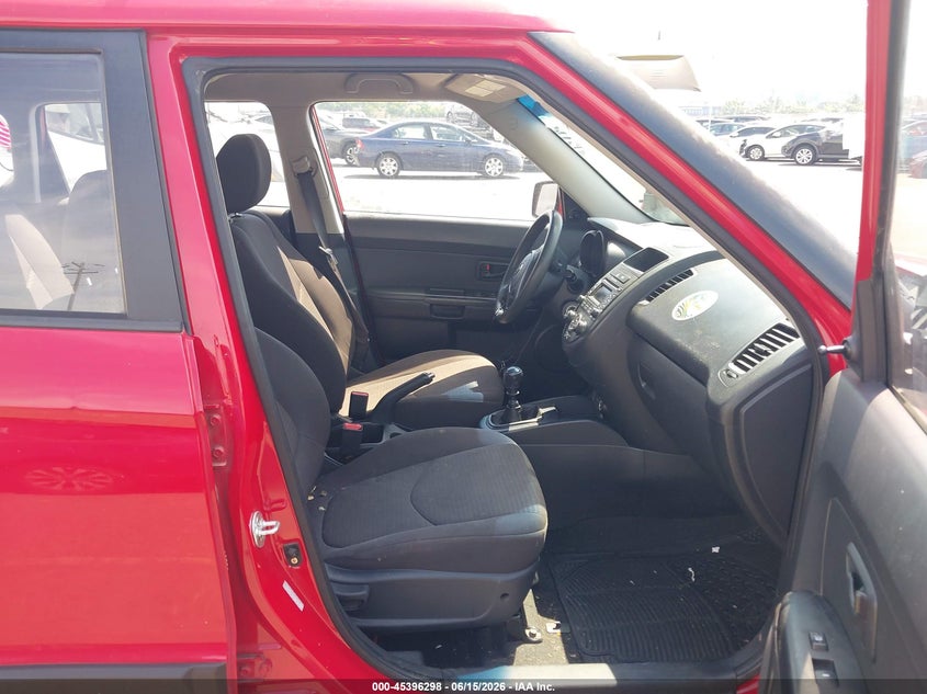 2013 Kia Soul VIN KNDJT2A58D7553008 IAAI salvage auction — NORMAL WEAR, Clear-Dealer Only (Oregon), sold $625 on 2026-07-09 (photo 5)