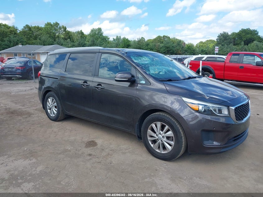 2017 Kia SEDONA VIN KNDMB5C12H6324721 IAAI salvage auction — FRONT END, Clear (Indiana), sold $5,100 on 2026-07-14 (photo 1)