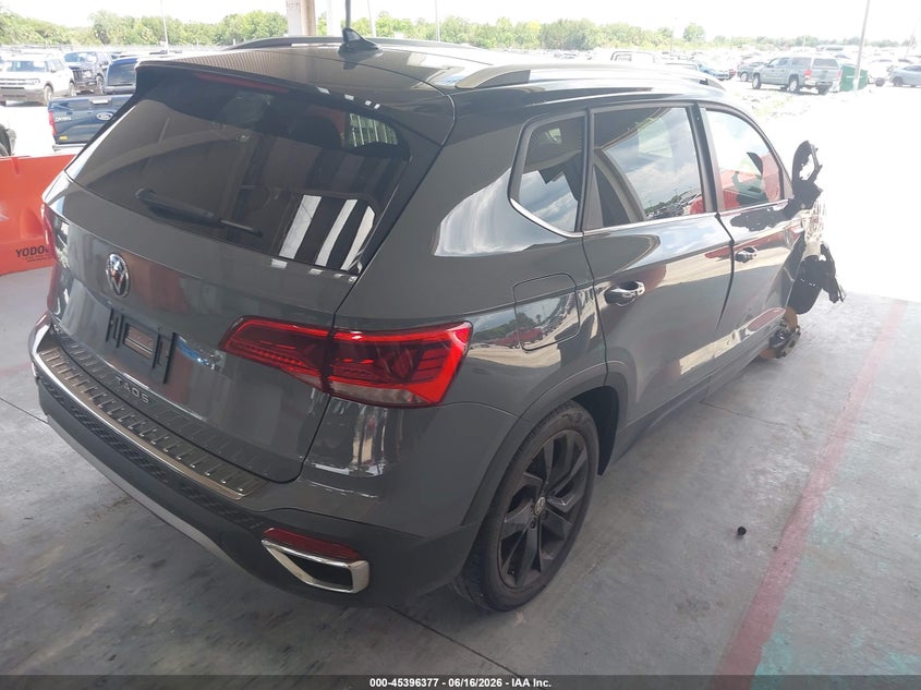 2024 Volkswagen Taos VIN 3VVEX7B23RM020456 IAAI salvage auction — UNDERCARRIAGE, Salvage Title, sold $7,700 on 2026-08-14 (photo 4)