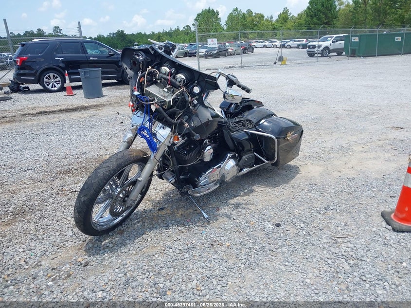 2010 Harley-davidson Flhtcu VIN 1HD1FC415AB638448 IAAI salvage auction — ROLLOVER, Salvage (Mississippi), sold $1,200 on 2026-07-31 (photo 2)