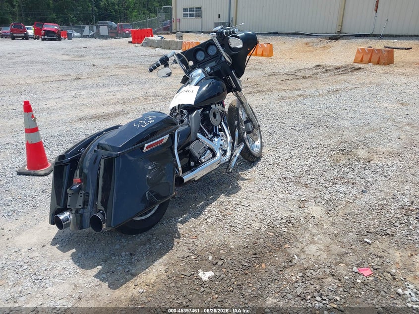 2010 Harley-davidson Flhtcu VIN 1HD1FC415AB638448 IAAI salvage auction — ROLLOVER, Salvage (Mississippi), sold $1,200 on 2026-07-31 (photo 4)