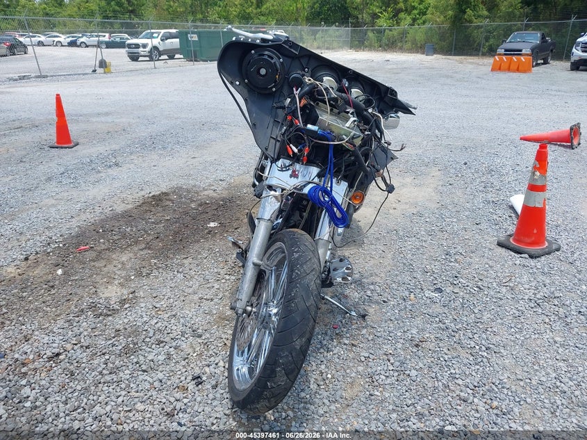 2010 Harley-davidson Flhtcu VIN 1HD1FC415AB638448 IAAI salvage auction — ROLLOVER, Salvage (Mississippi), sold $1,200 on 2026-07-31 (photo 5)